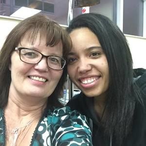 Meet your Posher, Ashleigh